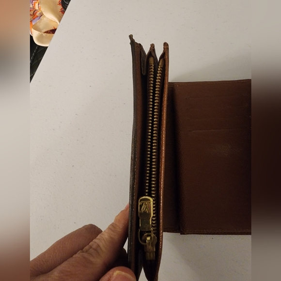 Louis Vuitton - authentic vintage from the 2000 collection. - Picture 8 of 11